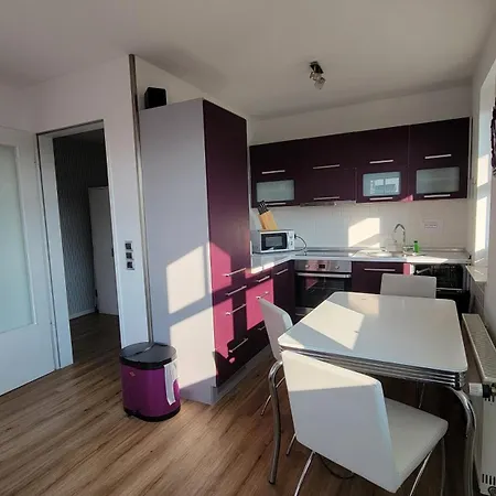 15 Im Haus Huehnergott *