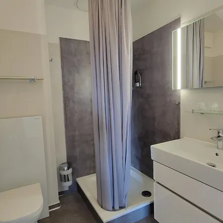 15 Im Haus Huehnergott Sellin (Rugen)