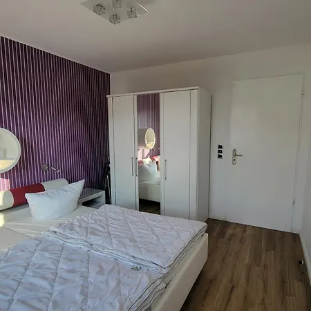 15 Im Haus Huehnergott * Sellin (Rugen)